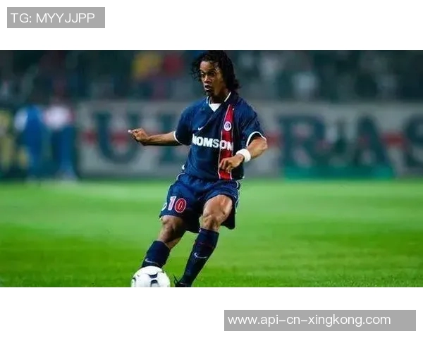 妃邪天下足球：在绿茵场上演绎爱情与荣耀的传奇故事